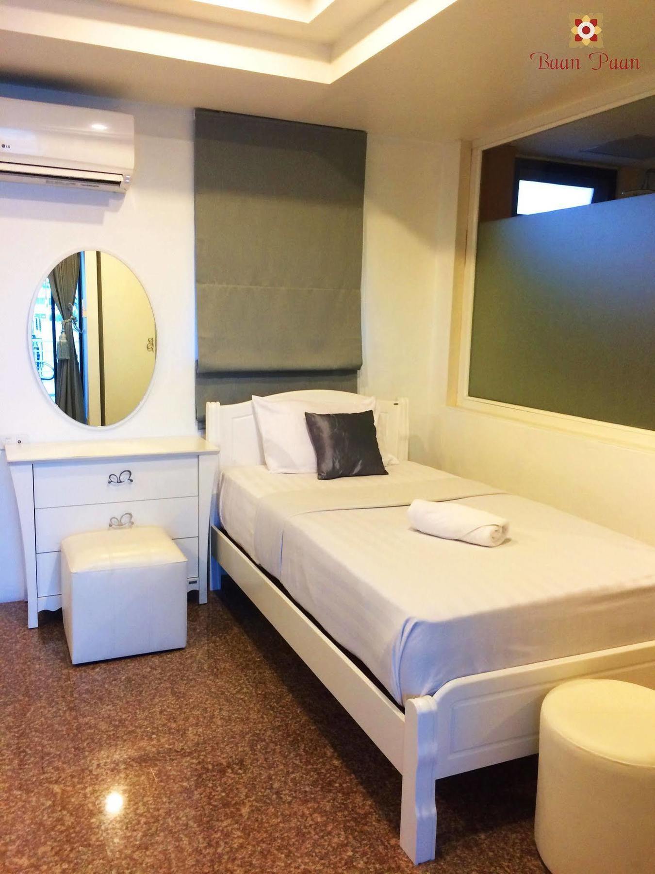 Hotel Baan Paan HHQ Esterno foto